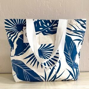 ALOHA Collection Tote Bag Giveaway